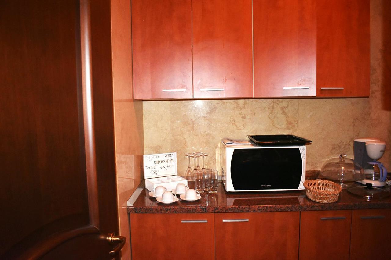 Grand Central Accomodation Sala Palatului بوخارست المظهر الخارجي الصورة