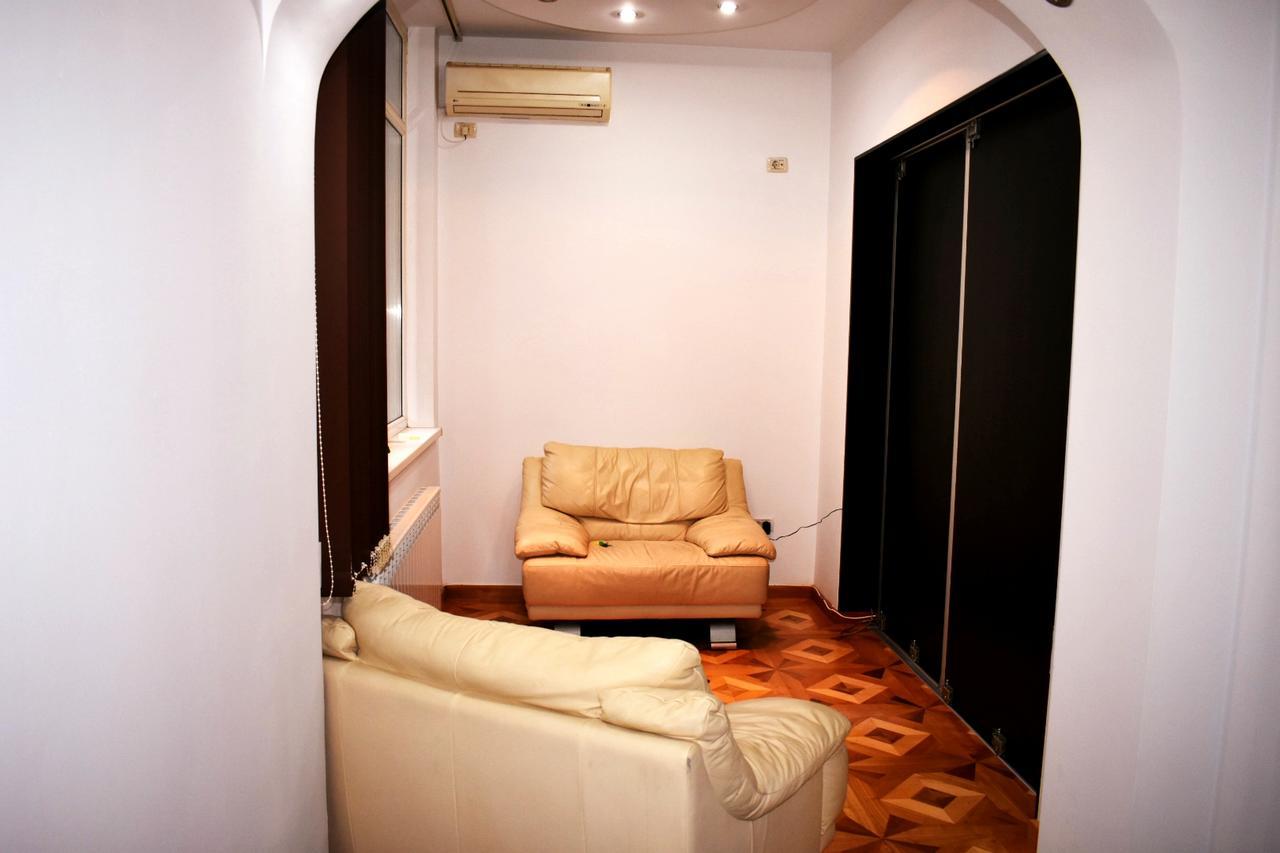 Grand Central Accomodation Sala Palatului بوخارست المظهر الخارجي الصورة